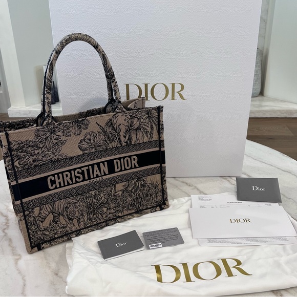 NWT Dior Book Tote Medium Canvas Embroidered Dioriviera Toile De Jouy Black Tan - Picture 4 of 16
